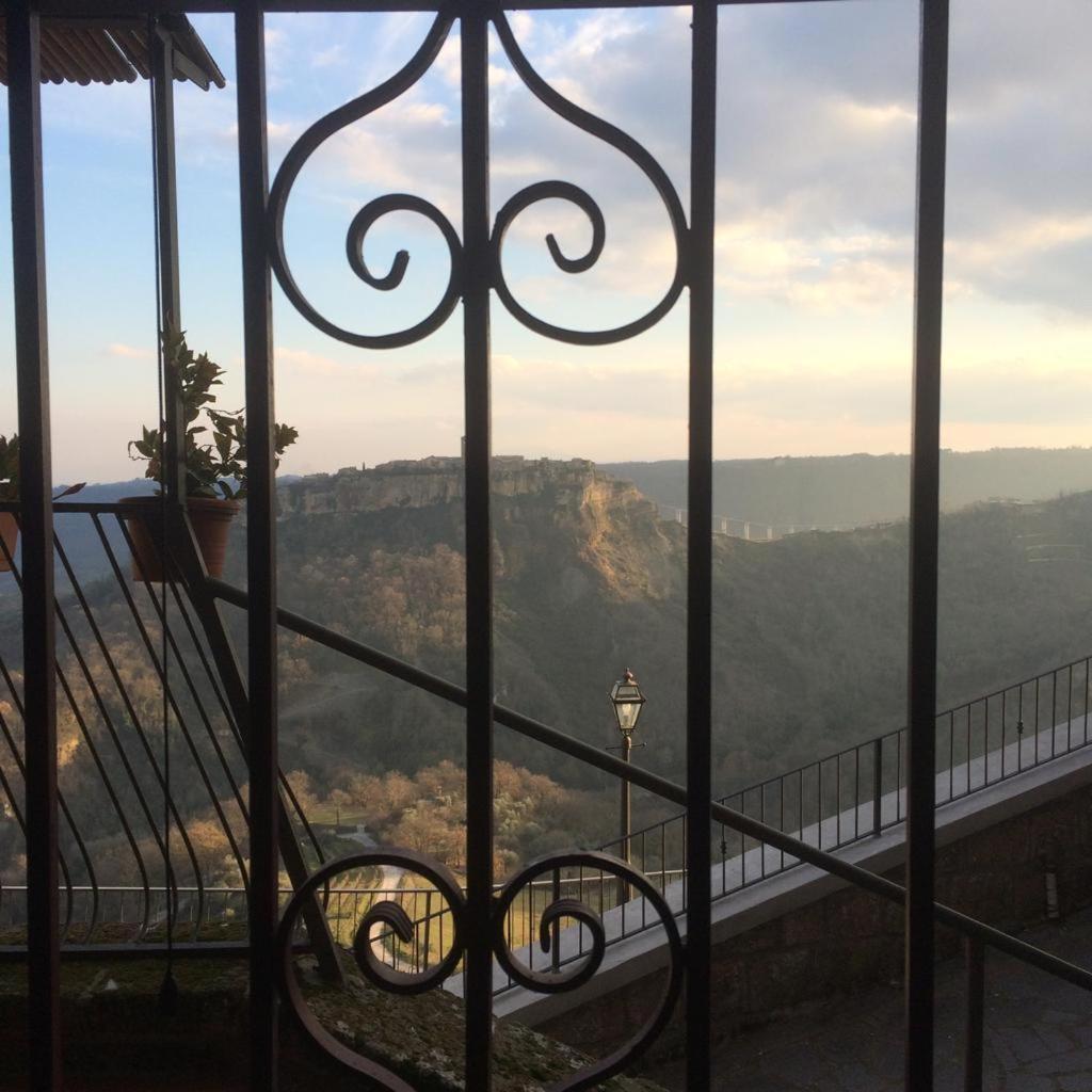 Le Calanque La Terrazza Su Civita Lubriano Pokój zdjęcie